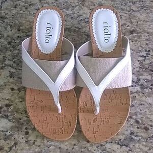Womens Rialto Wedge Sandals Size 5 1/2 M